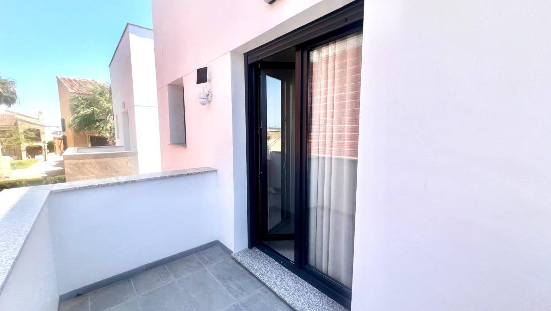 Sale - Villa - Torrevieja - La Siesta - El Salado - Torreta