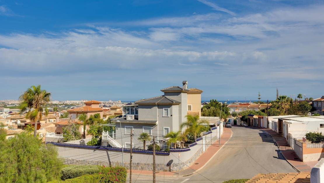 Sale - Villa - Torrevieja - La Siesta - El Salado - Torreta