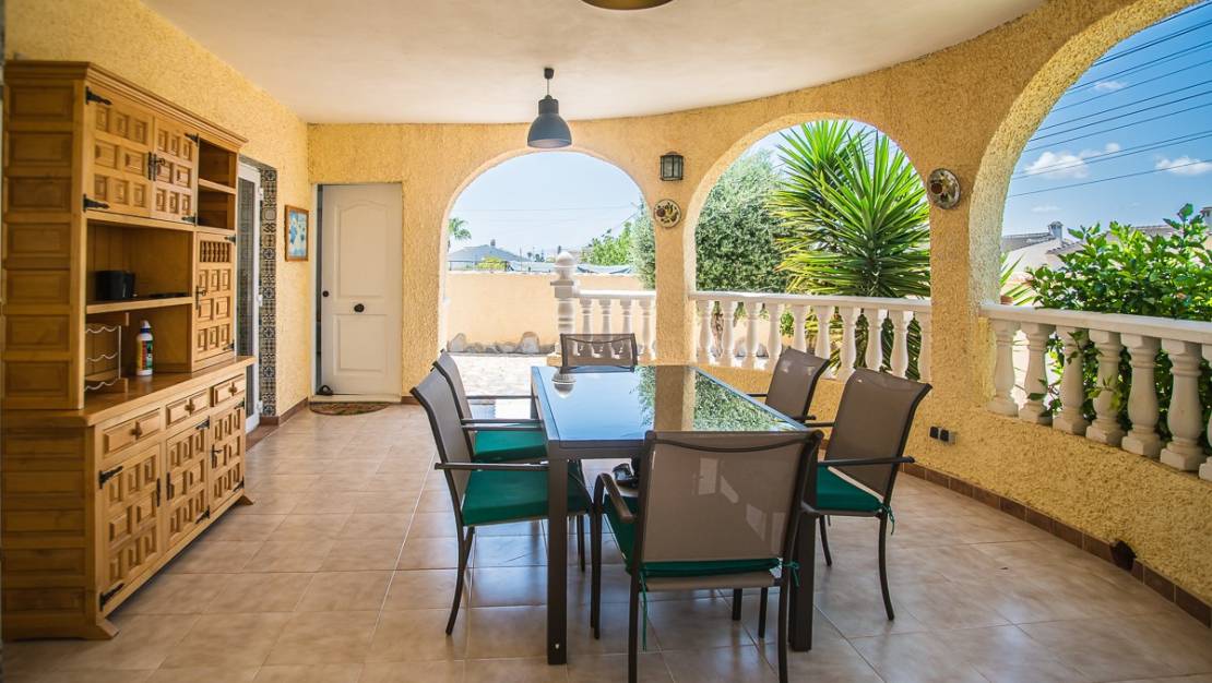 Sale - Villa - Torrevieja - La siesta