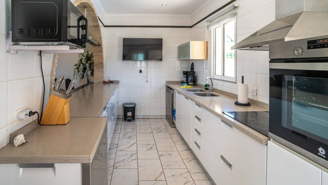 Sale - Villa - Torrevieja - La siesta