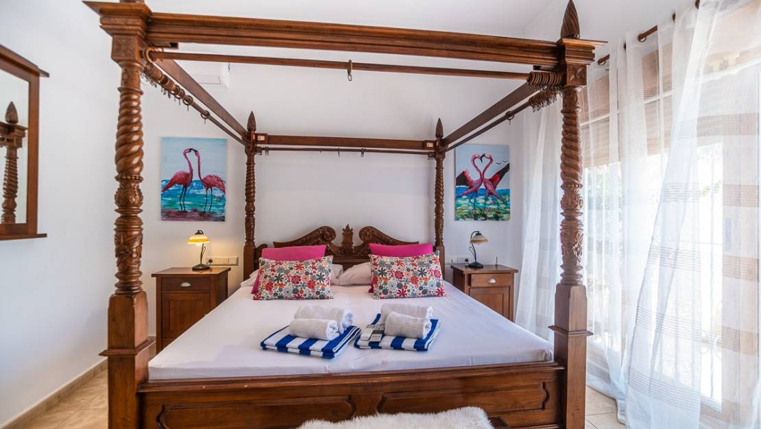 Sale - Villa - Torrevieja - La siesta