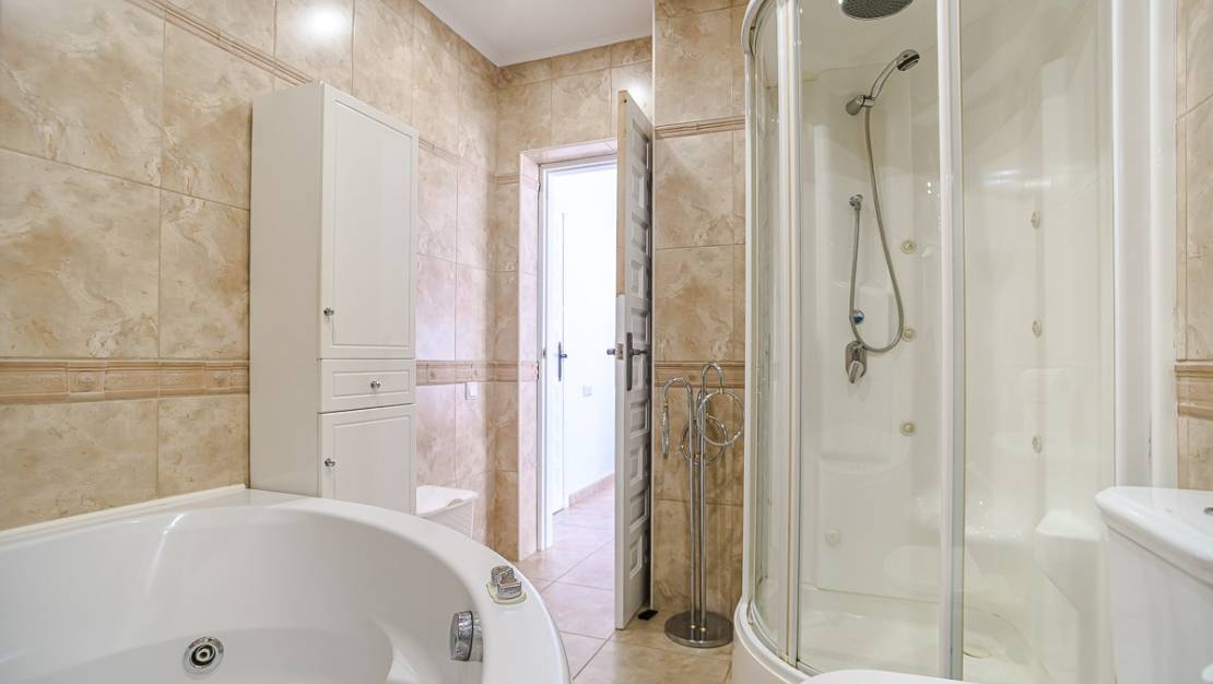 Sale - Villa - Torrevieja - La siesta