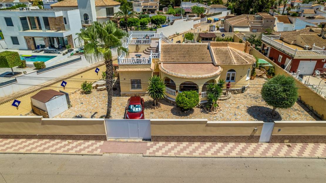Sale - Villa - Torrevieja - La siesta