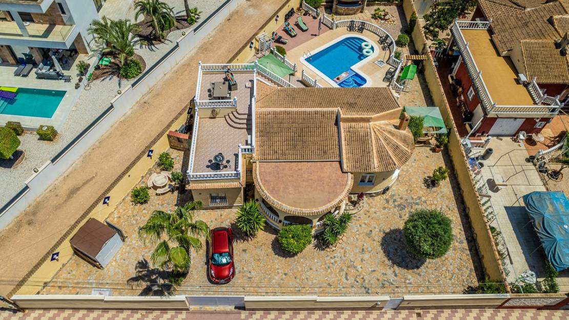 Sale - Villa - Torrevieja - La siesta