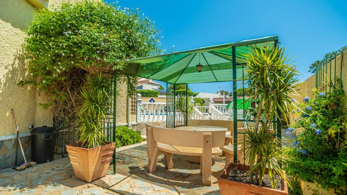 Sale - Villa - Torrevieja - La siesta