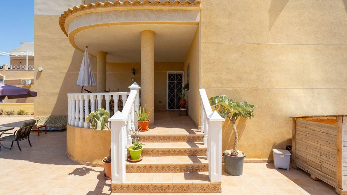 Sale - Villa - Torrevieja - La siesta