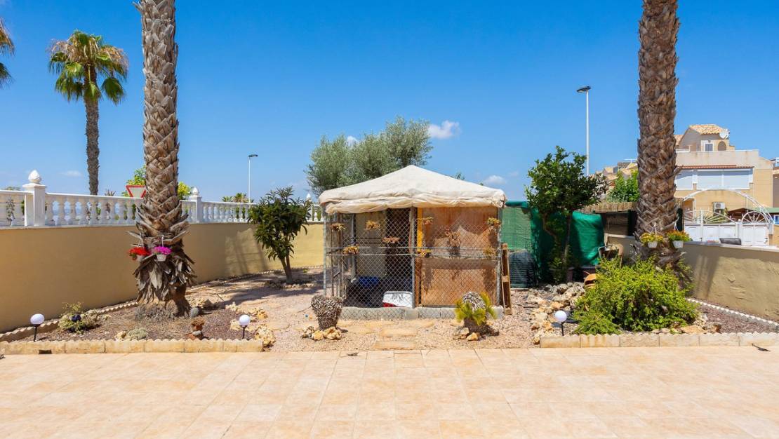 Sale - Villa - Torrevieja - La siesta