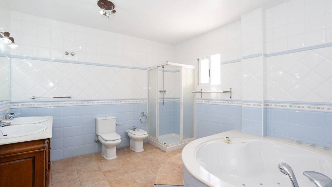 Sale - Villa - Torrevieja - La siesta