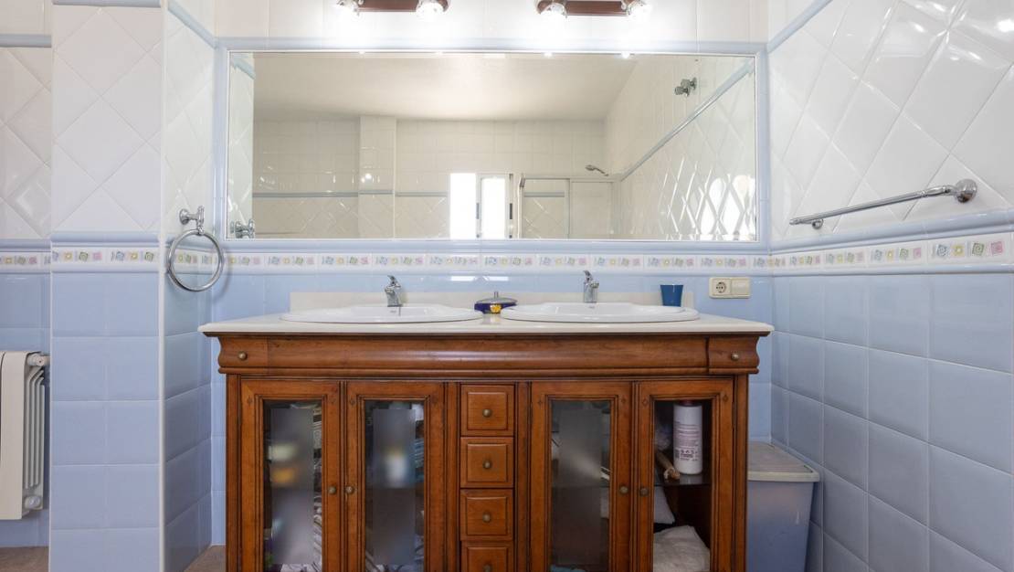 Sale - Villa - Torrevieja - La siesta