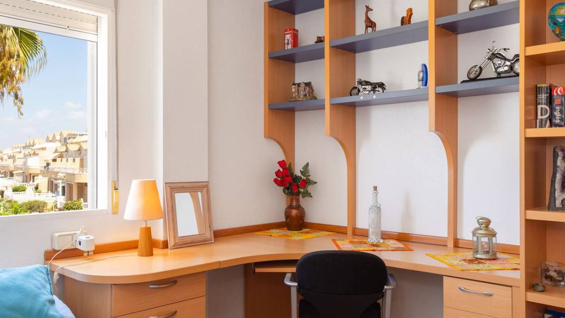 Sale - Villa - Torrevieja - La siesta