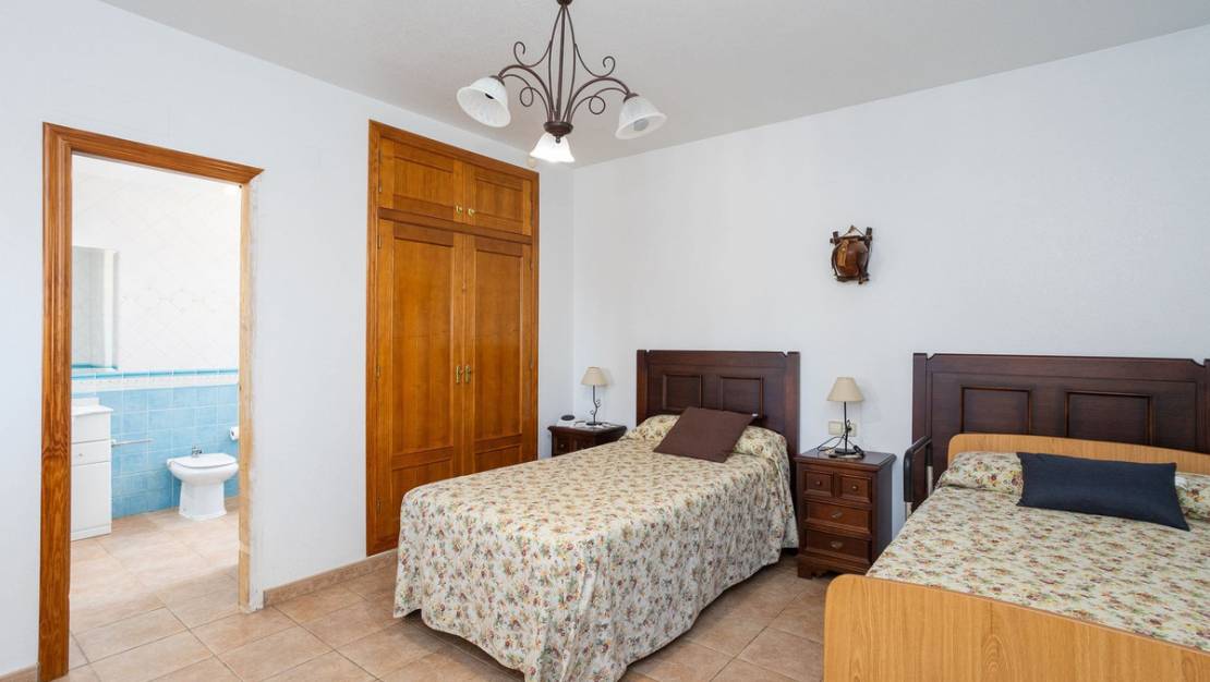 Sale - Villa - Torrevieja - La siesta