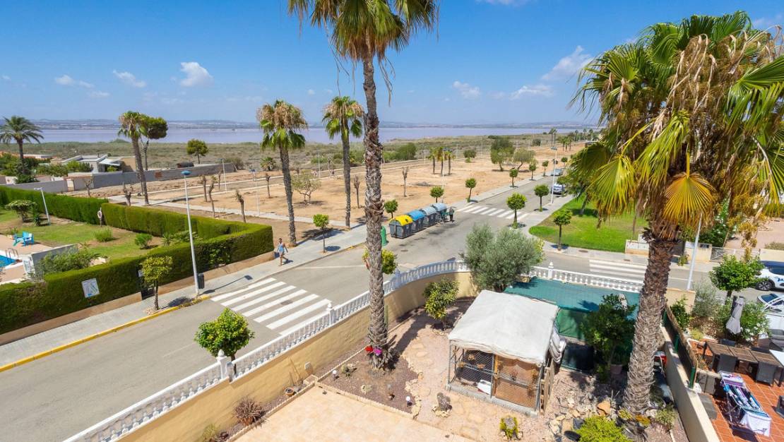 Sale - Villa - Torrevieja - La siesta