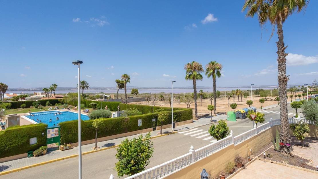 Sale - Villa - Torrevieja - La siesta