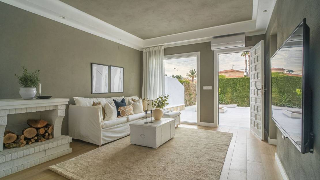 Sale - Villa - Torrevieja - La siesta