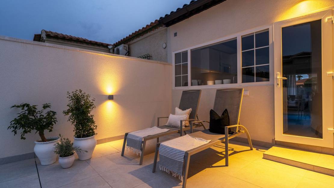 Sale - Villa - Torrevieja - La siesta