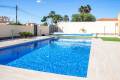 Sale - Villa - Torrevieja - La siesta