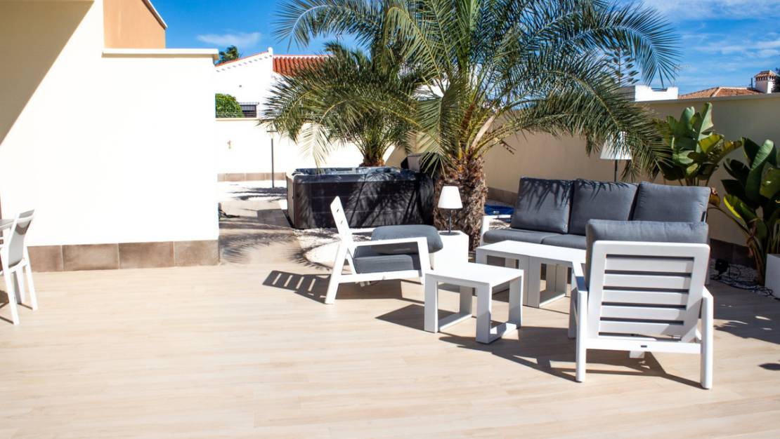 Sale - Villa - Torrevieja - La siesta