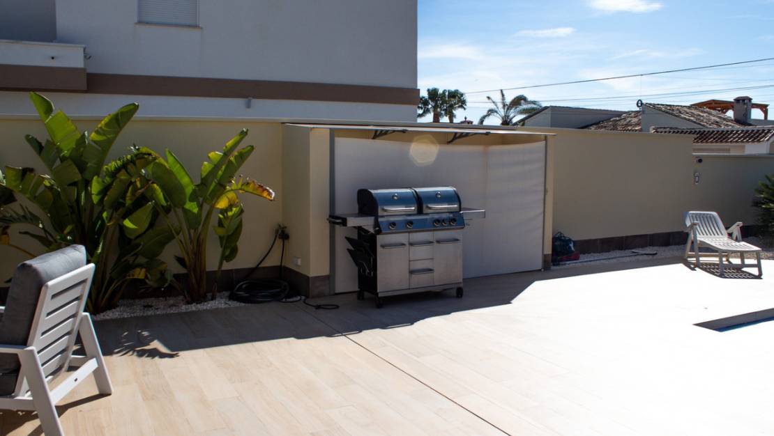 Sale - Villa - Torrevieja - La siesta