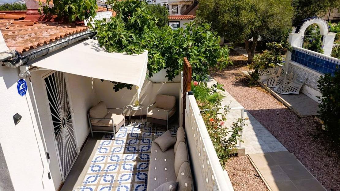 Sale - Villa - Torrevieja - La siesta