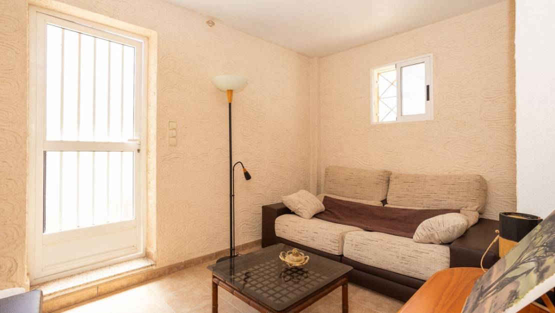 Sale - Villa - Torrevieja - La siesta