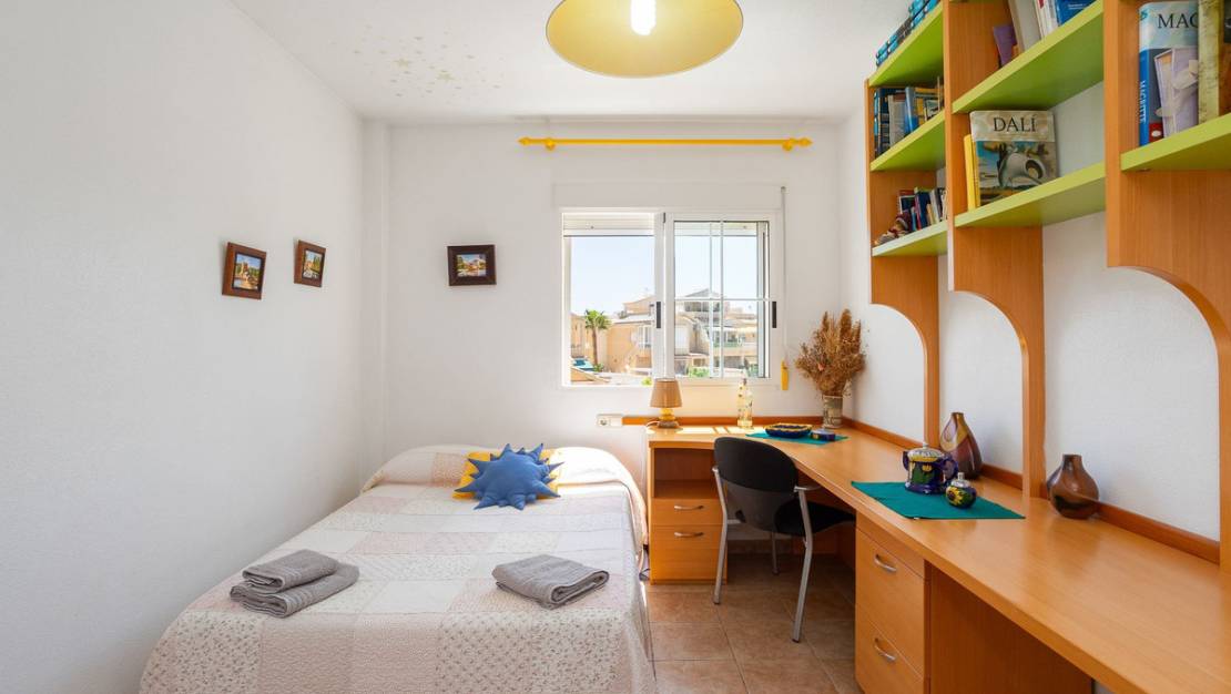 Sale - Villa - Torrevieja - La siesta