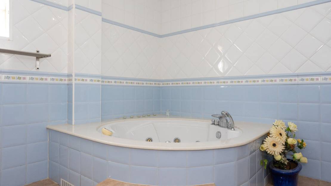 Sale - Villa - Torrevieja - La siesta