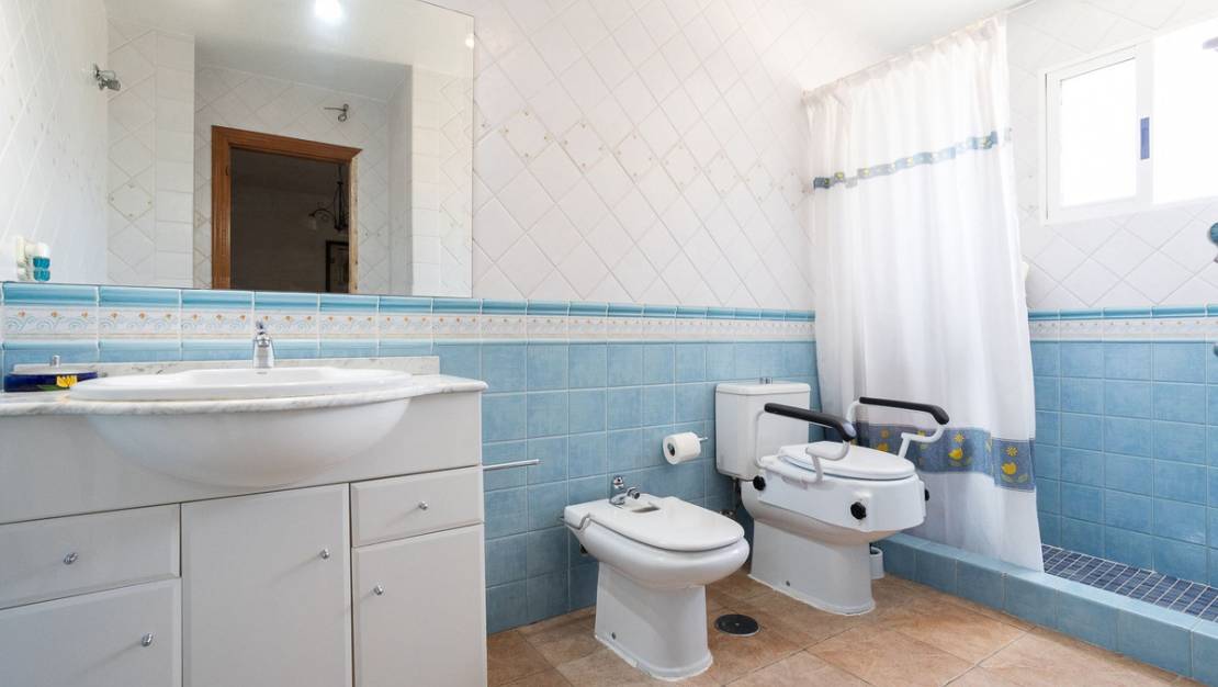 Sale - Villa - Torrevieja - La siesta