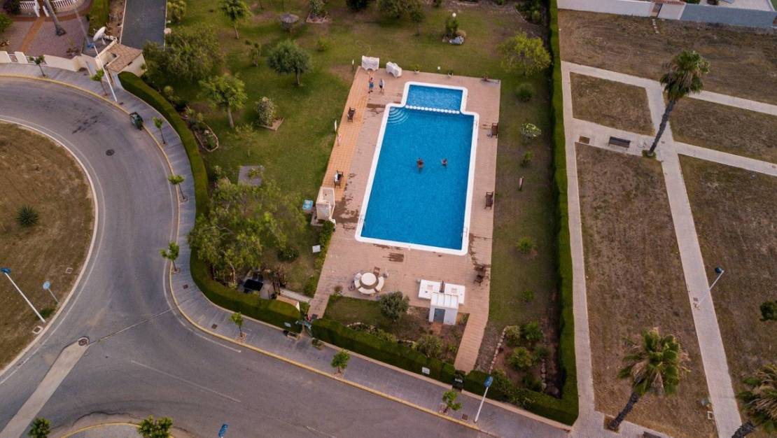 Sale - Villa - Torrevieja - La siesta