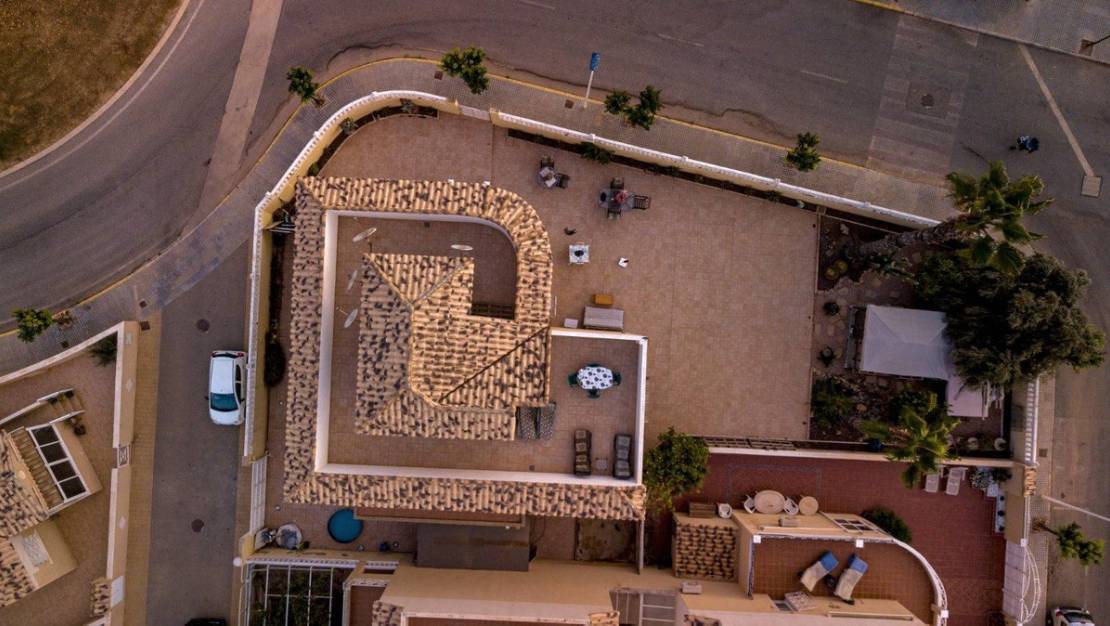 Sale - Villa - Torrevieja - La siesta