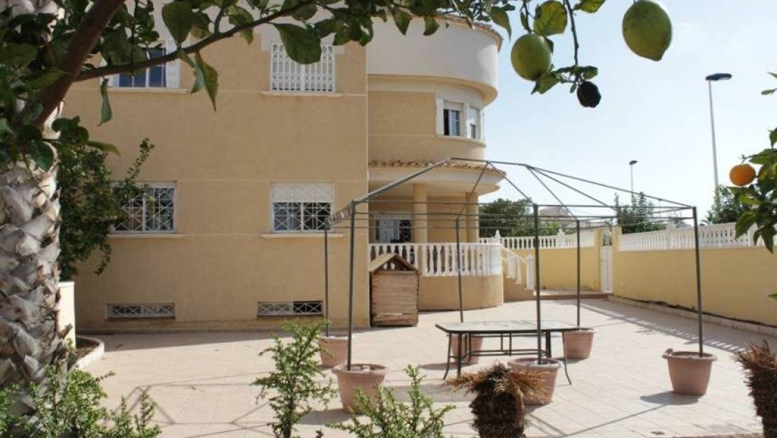 Sale - Villa - Torrevieja - La siesta