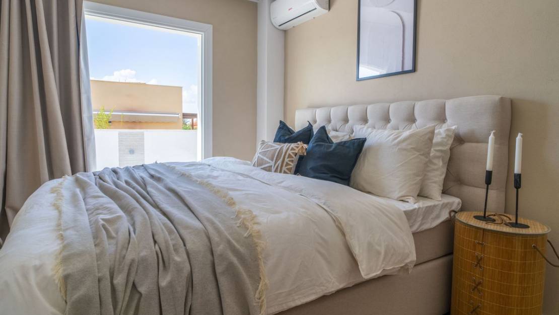 Sale - Villa - Torrevieja - La siesta