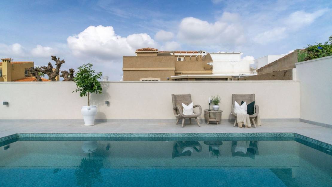 Sale - Villa - Torrevieja - La siesta