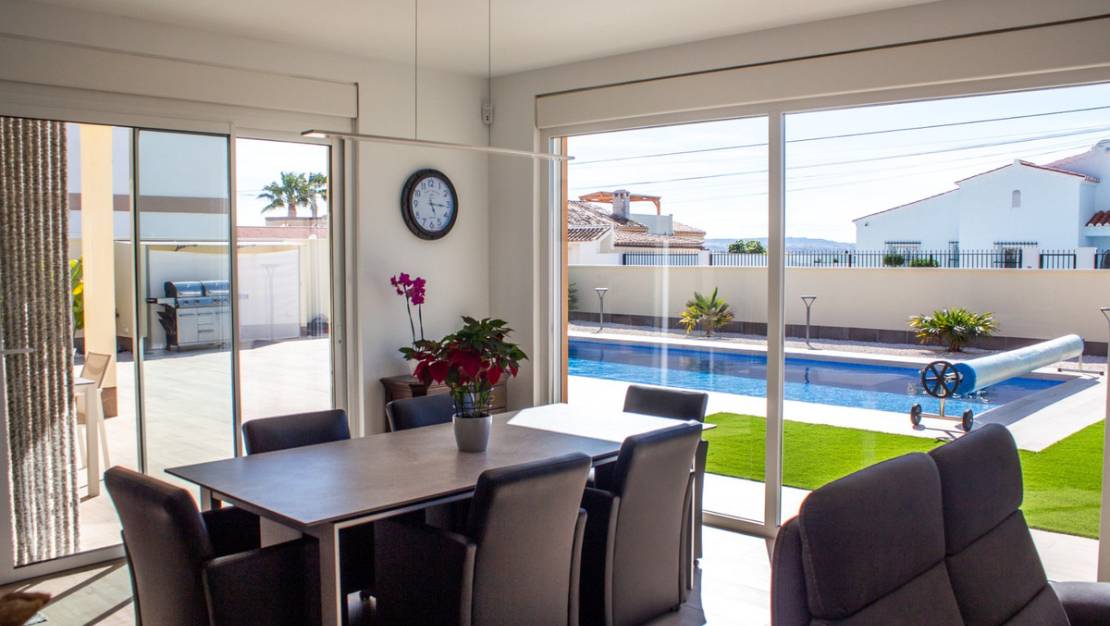 Sale - Villa - Torrevieja - La siesta