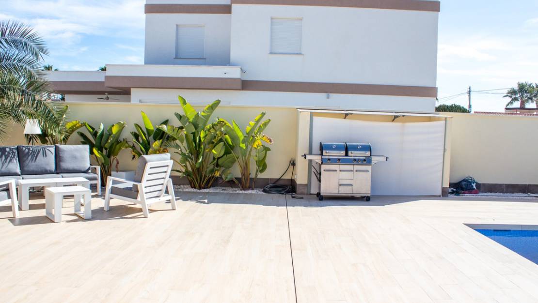 Sale - Villa - Torrevieja - La siesta