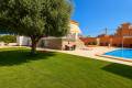 Sale - Villa - Torrevieja - La siesta