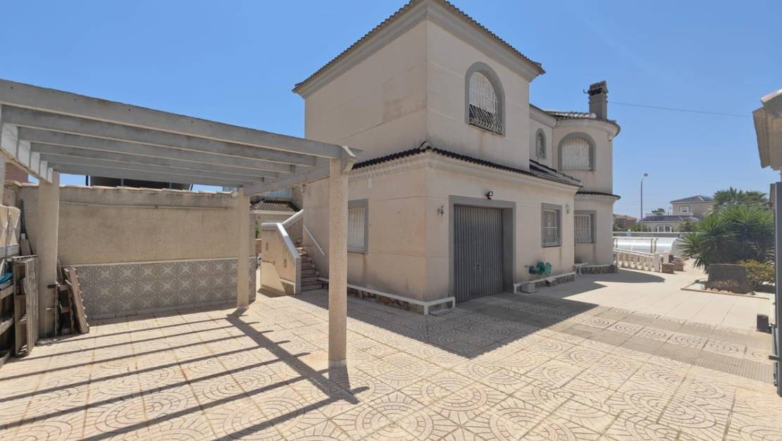 Sale - Villa - Torrevieja - La siesta