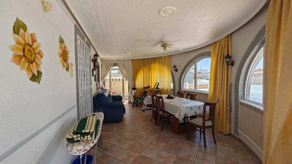 Sale - Villa - Torrevieja - La siesta