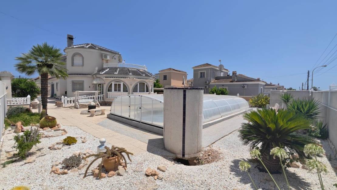 Sale - Villa - Torrevieja - La siesta