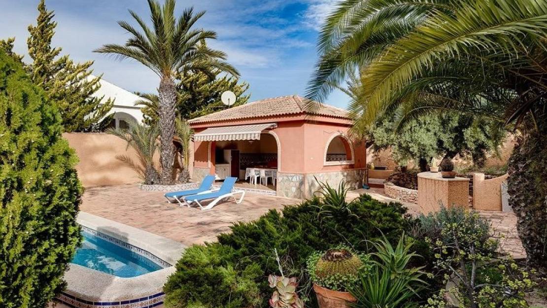 Sale - Villa - Torrevieja - La siesta