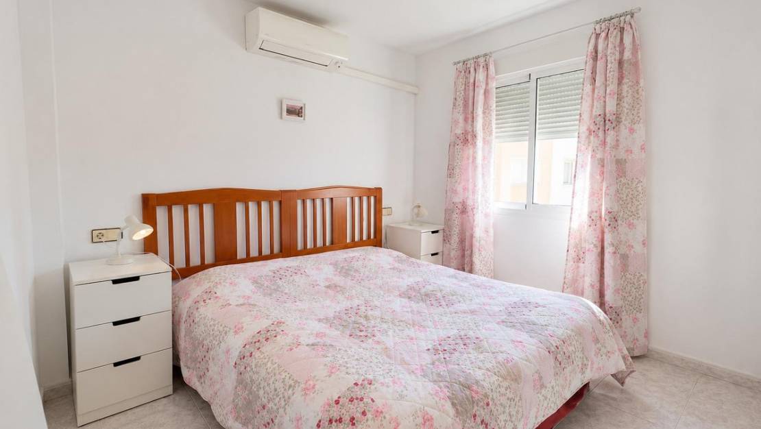 Sale - Villa - Torrevieja - La siesta