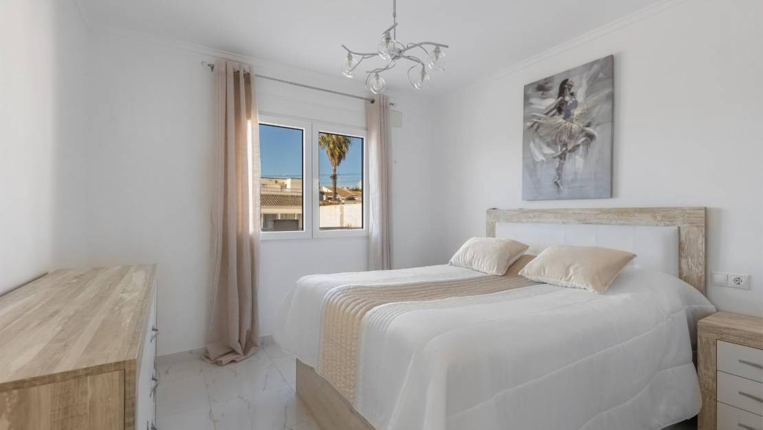 Sale - Villa - Torrevieja - La siesta