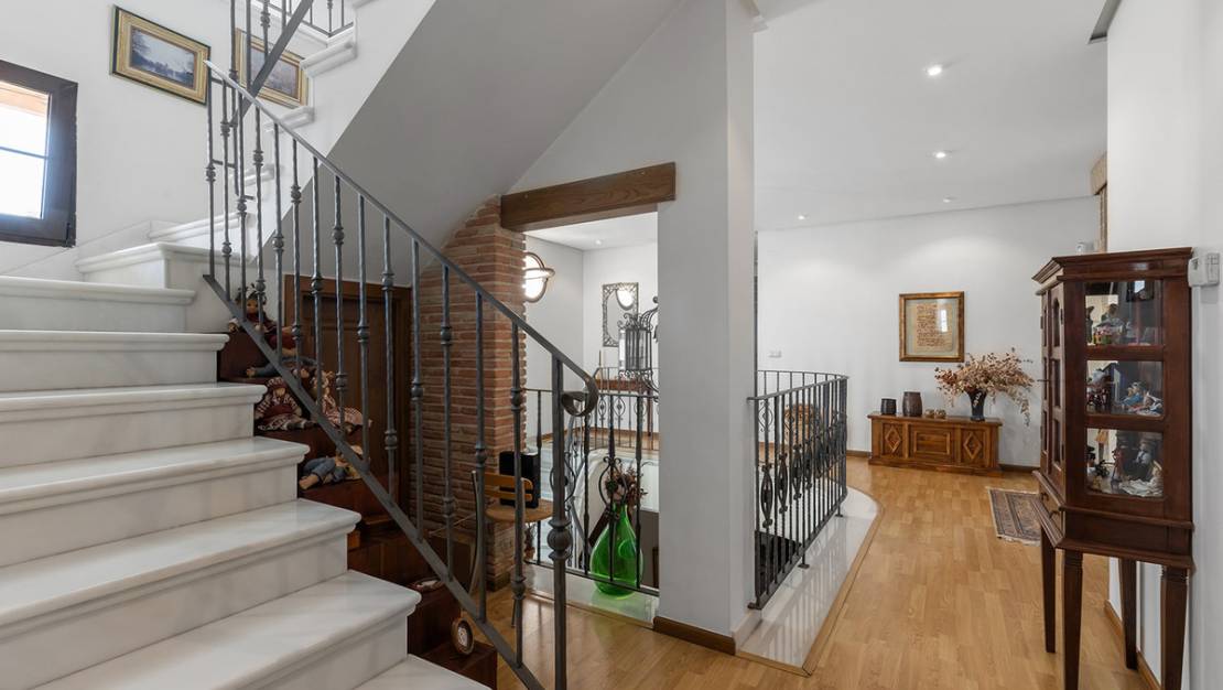 Sale - Villa - Torrevieja - La Veleta