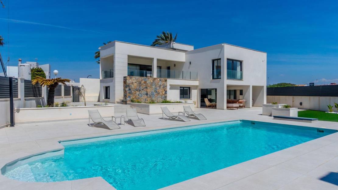 Sale - Villa - Torrevieja - La Veleta