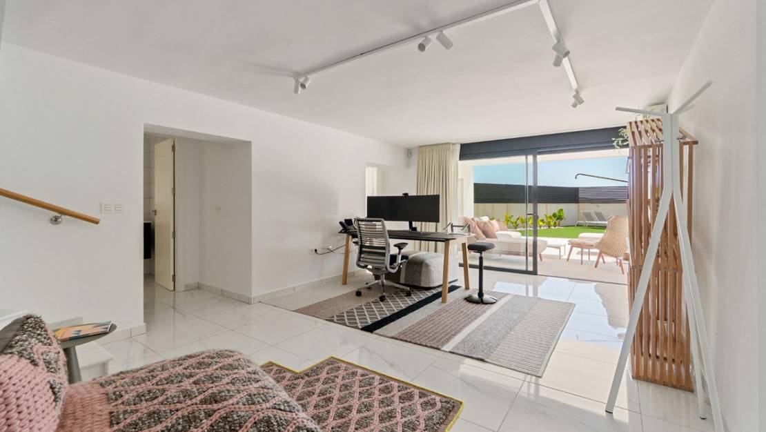 Sale - Villa - Torrevieja - La Veleta