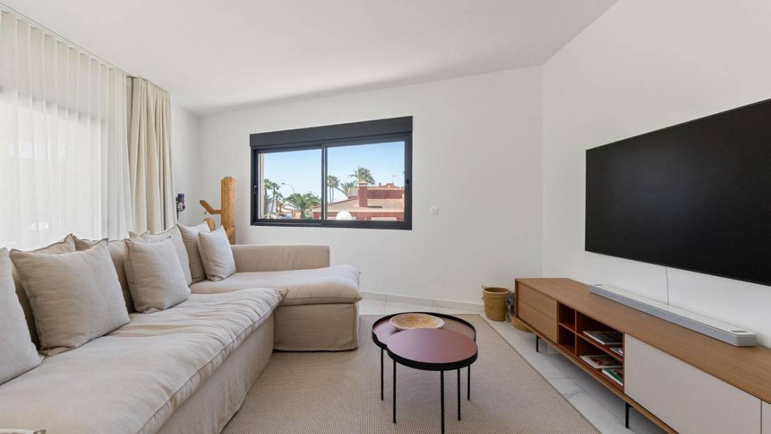 Sale - Villa - Torrevieja - La Veleta