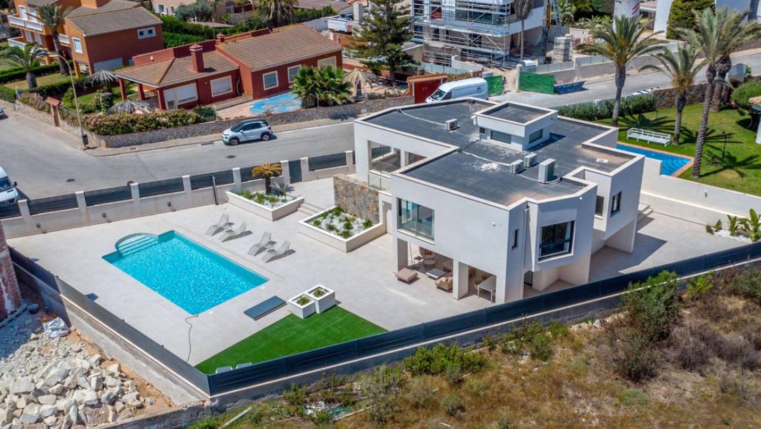 Sale - Villa - Torrevieja - La Veleta