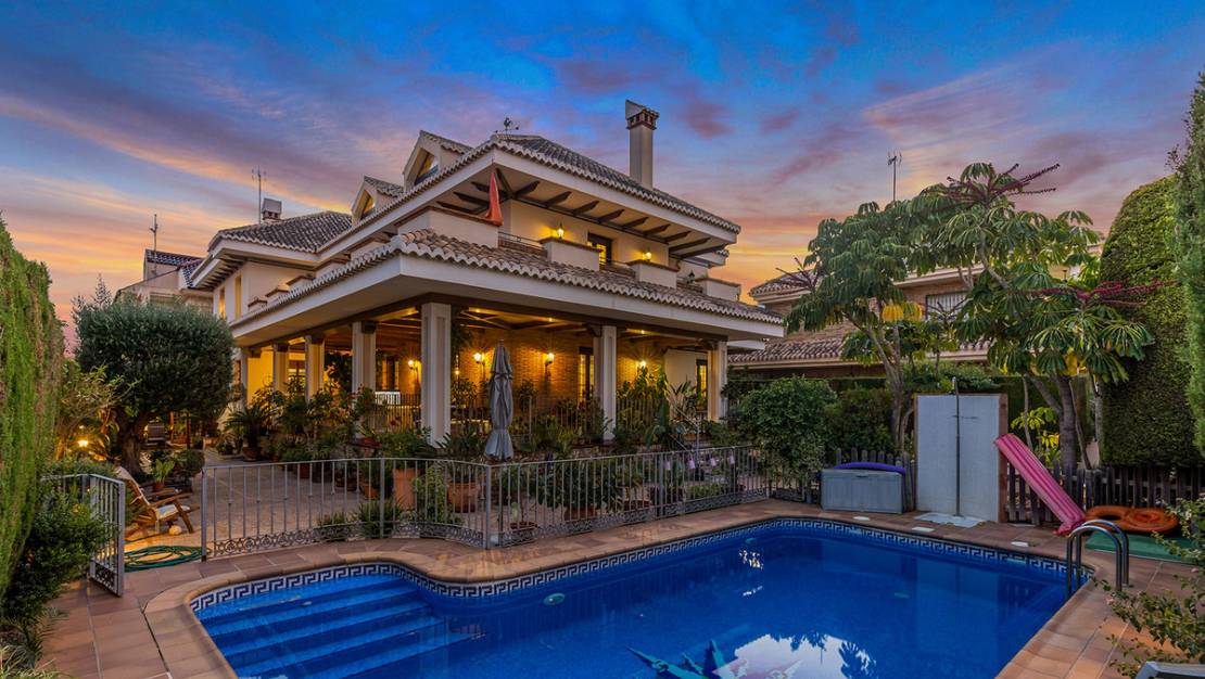 Sale - Villa - Torrevieja - La Veleta