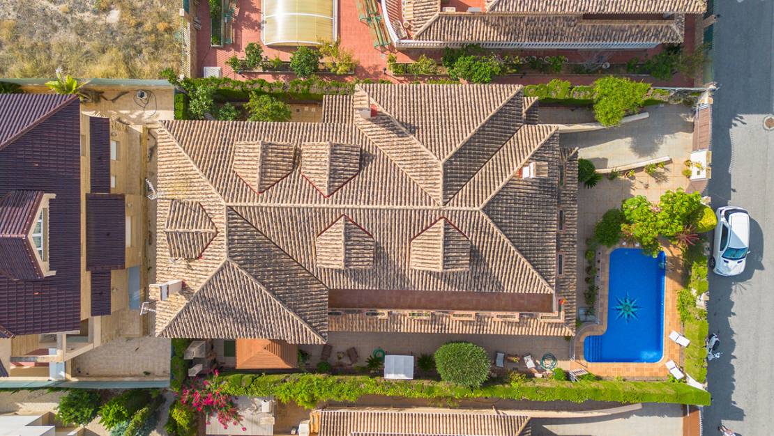 Sale - Villa - Torrevieja - La Veleta