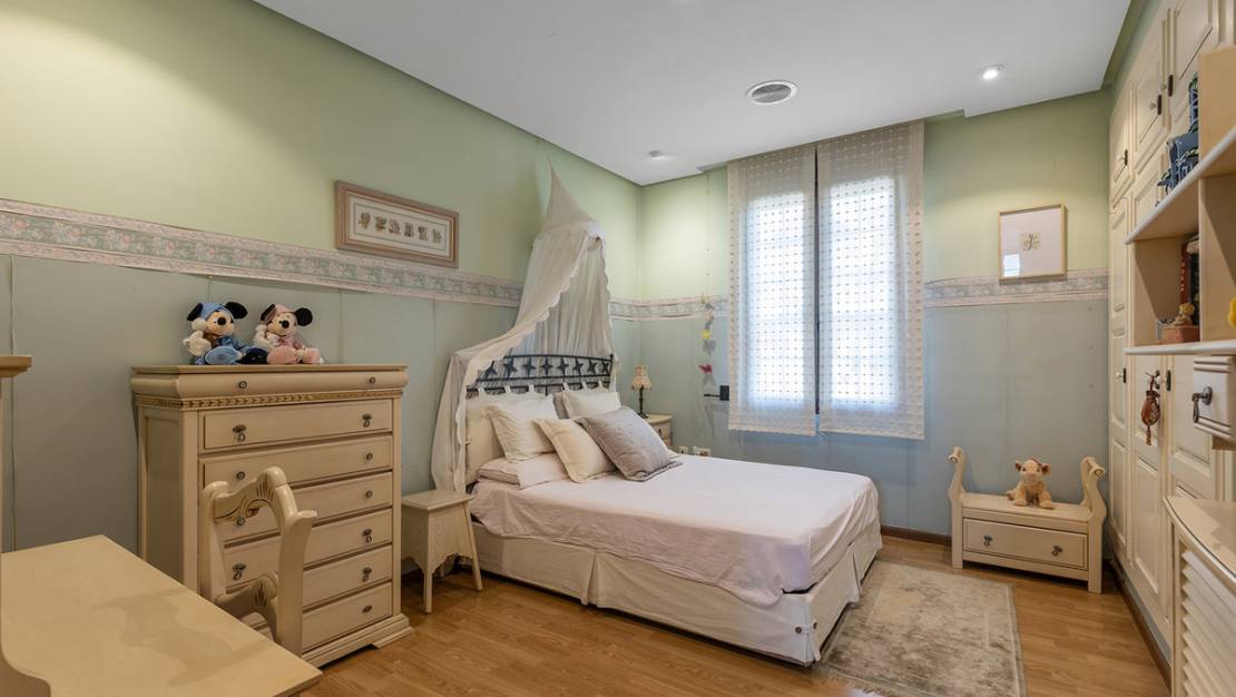 Sale - Villa - Torrevieja - La Veleta