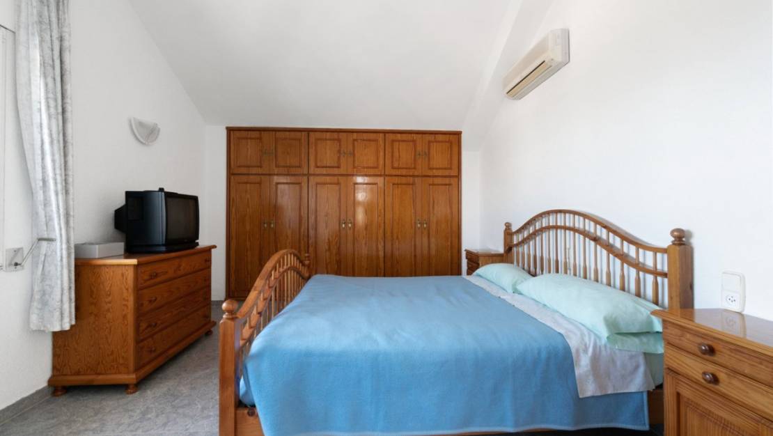 Sale - Villa - Torrevieja - La Veleta